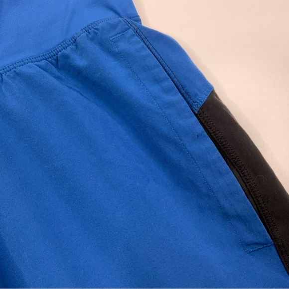 Lululemon T.H.E. Short 9” Linerless. Dark Royal. Size Medium. - Picture 6 of 8